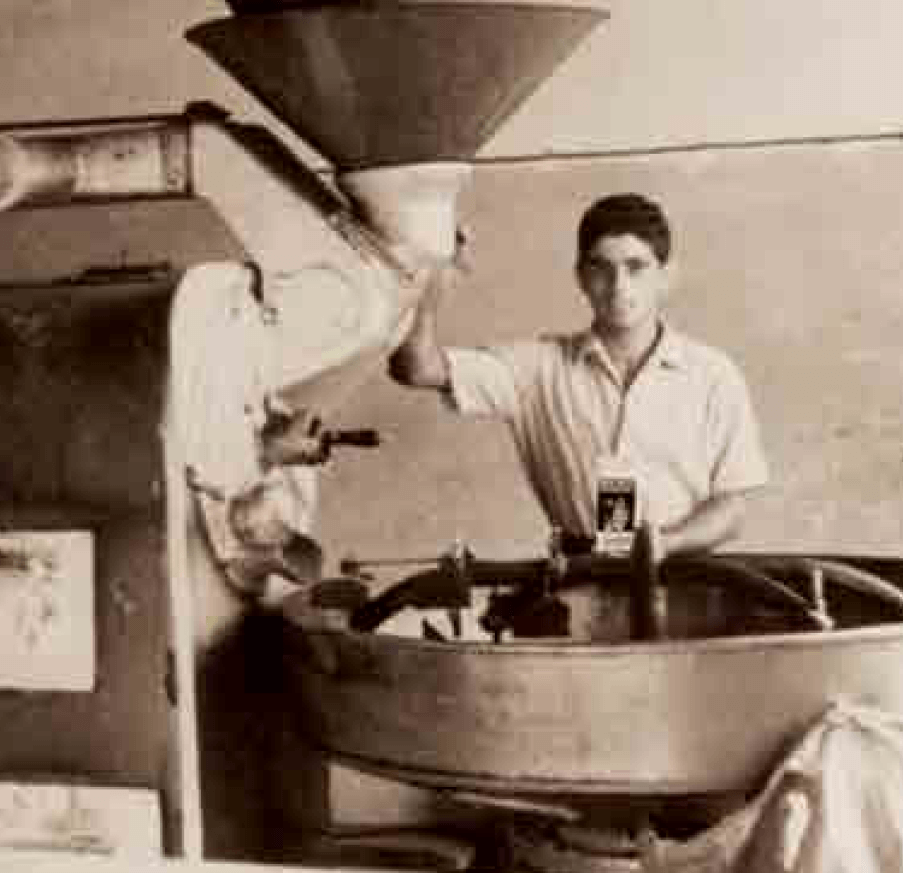 Mauros-erste-Rostmaschine-1954